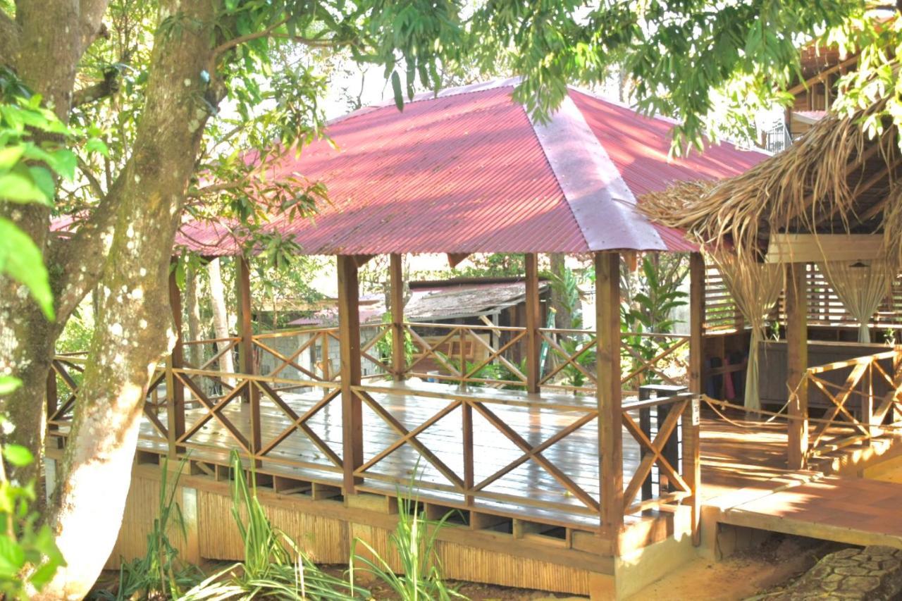 Хостел La Qhia Eco Retreat Санта-Фе Экстерьер фото