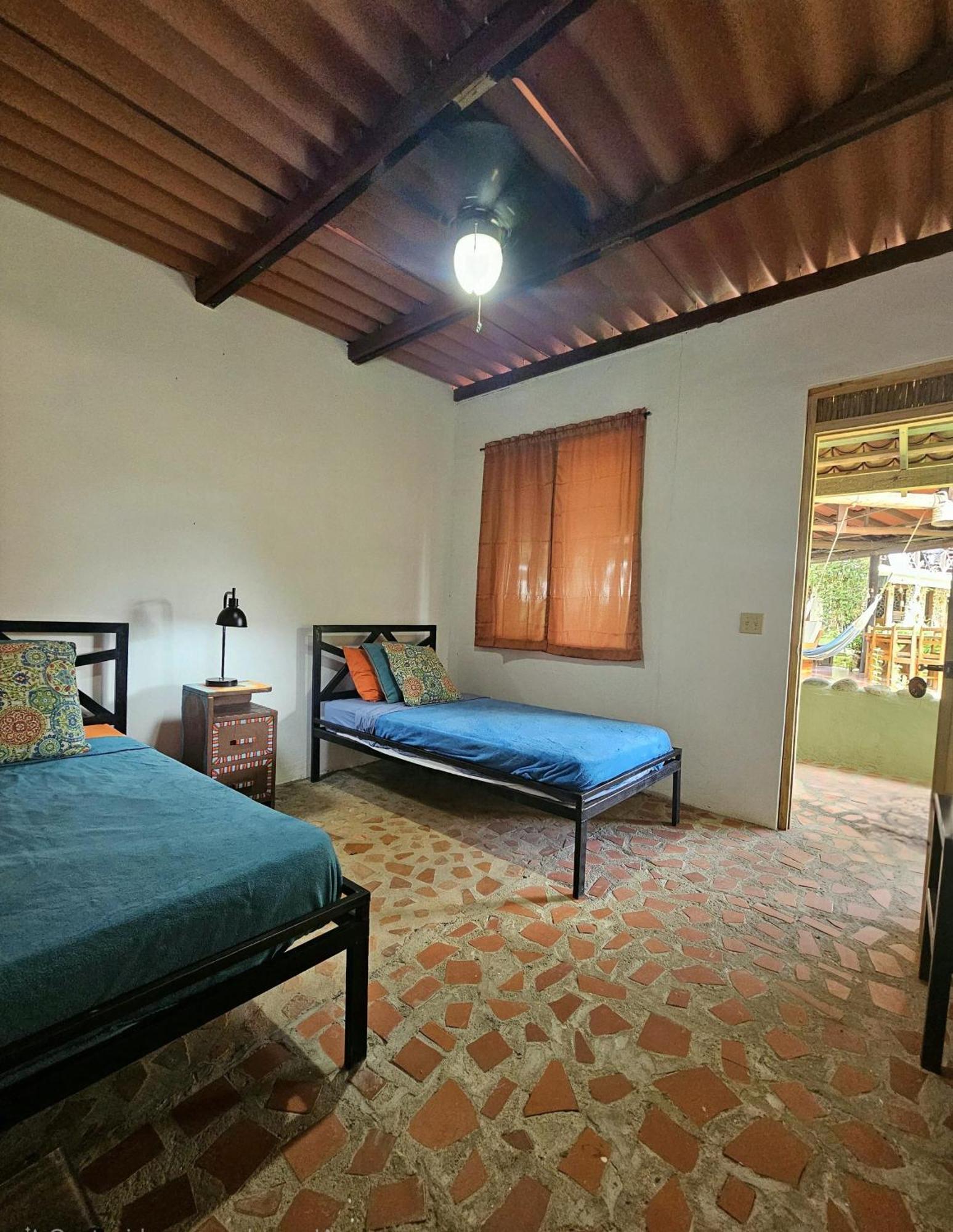 Хостел La Qhia Eco Retreat Санта-Фе Экстерьер фото